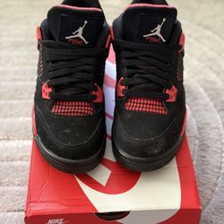 Air Jordan 4 Retro (Red Thunder)