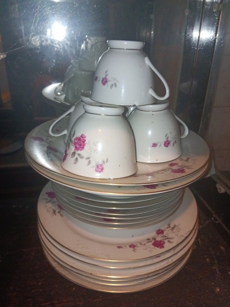 Vintage Wedding Rose Dish Set . x7