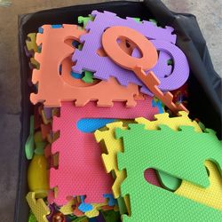 Kids puzzle and also a map