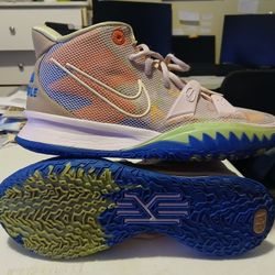 Nike Kyrie 7 