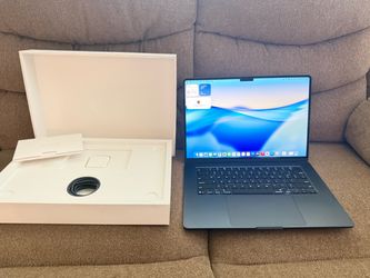 2025 MacBook Air 15-inch — M4 | 16GB | 256GB | Apple Care | Like New