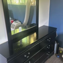 6 Drawer Dresser 