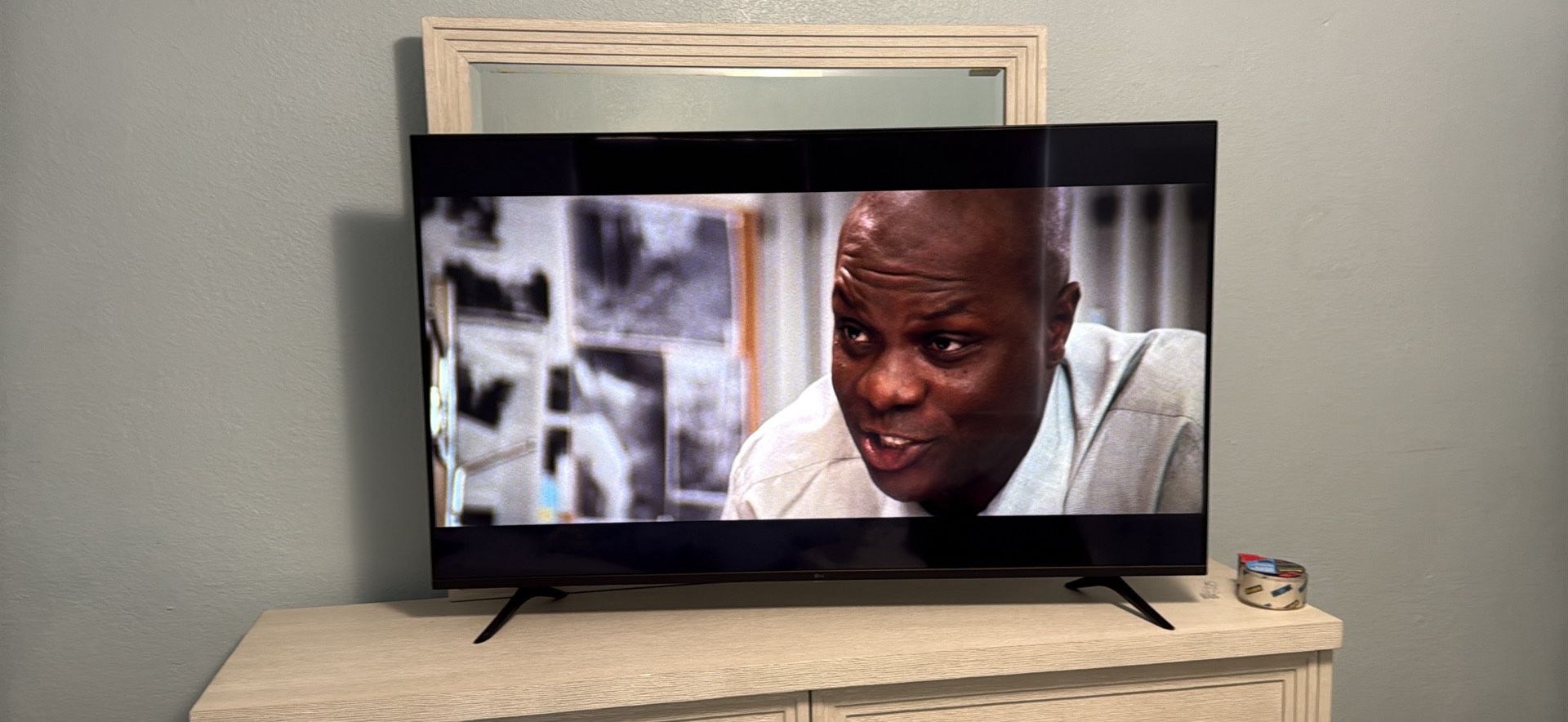 55 Inch LG TV Wall Mount Included  