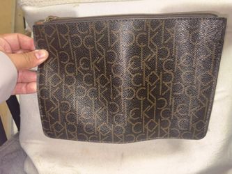 Calvin Klein Wrist Wallet 