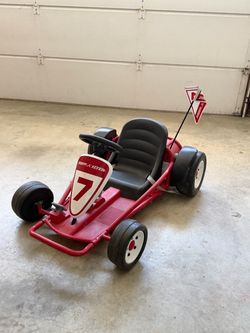 Radio Flyer Kids Pedal Go-Kart