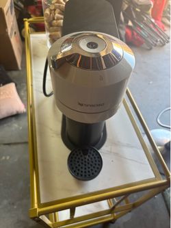 Coffee pod maker