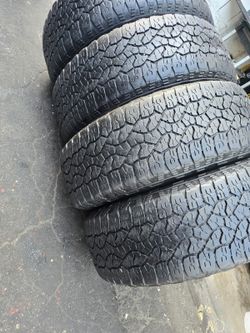4 used tires Lt275 65r20 Goodyear Wrangler $150.00