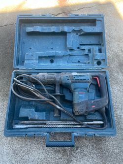 Bosch jackhammer with bits