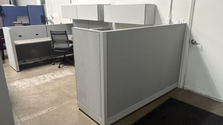 Cubicles and Office Furniture For Sale