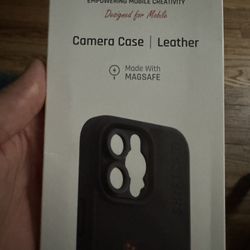 iPhone 13 Pro leather Shiftcam Case 