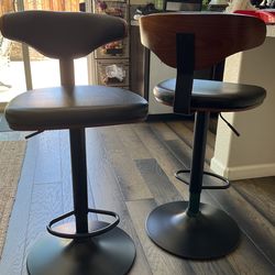 Barstools Modern Wood grain!