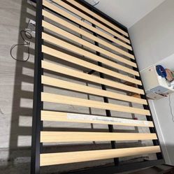 Bed Frame Queen Metal & Wood