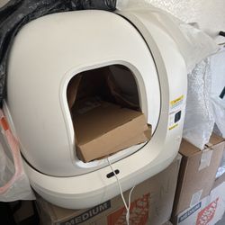 PuraMax Automatic Cat litter Never Used
