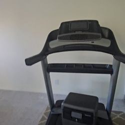 Nordictrack Commercial 1750 Treadmill