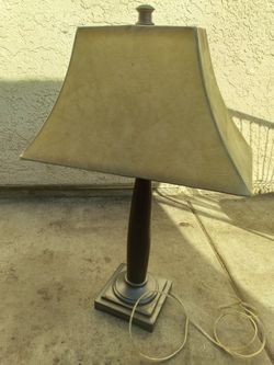 Antique style lamp