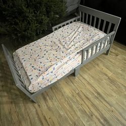 Toddler Bed For Sale