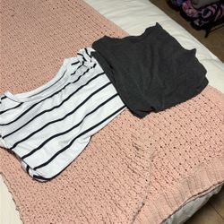Tops Lot Of 2 