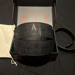 Alucinico Limited Black Embossed CT Guitar Strap