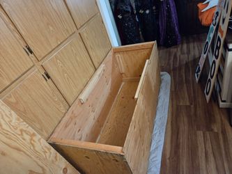 Wooden box