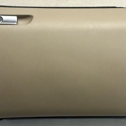 2013-2019 Mercedes-Benz X166 GL450 Glove Box Compartment Assembly Mandel Beige