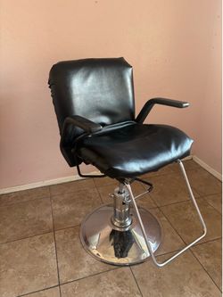 Stylist chair