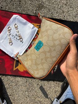 Light brown coach bag