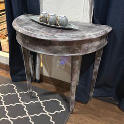 Vintage entry table