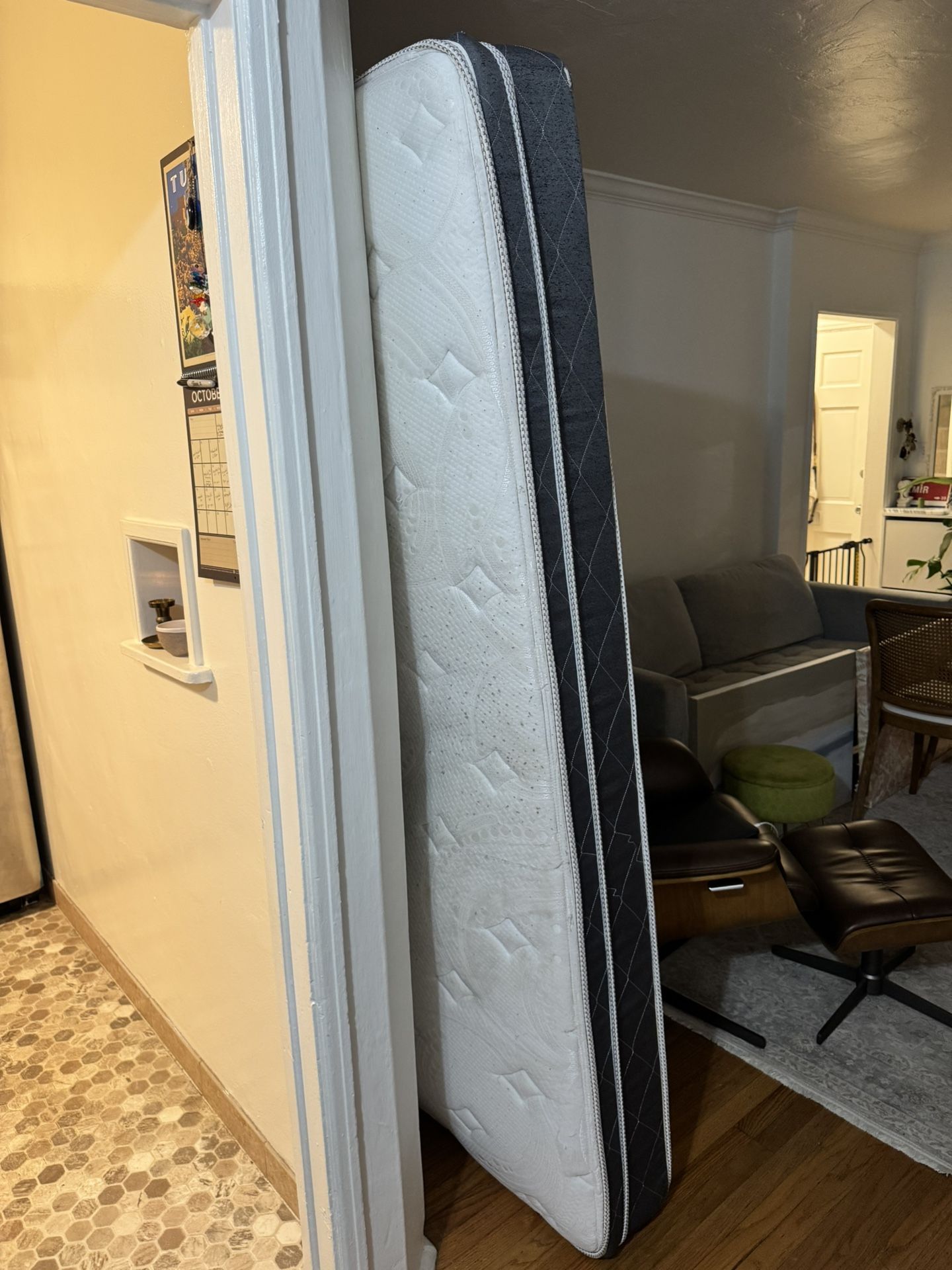 Free Mattress Queen Size