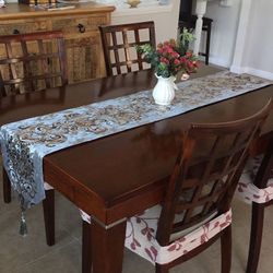 Dining Table Set