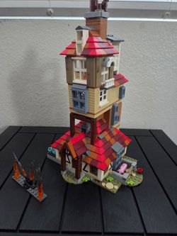 LEGO Harry Potter Half-Blood Prince Attack on The Burrow 75980