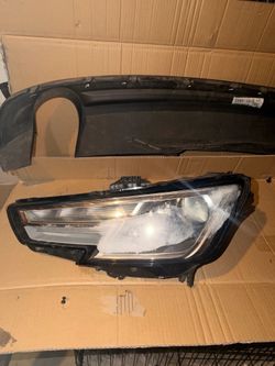 Driver and Passenger Side Headlight Assembly Computable with Audi A4/s4 B9 2018