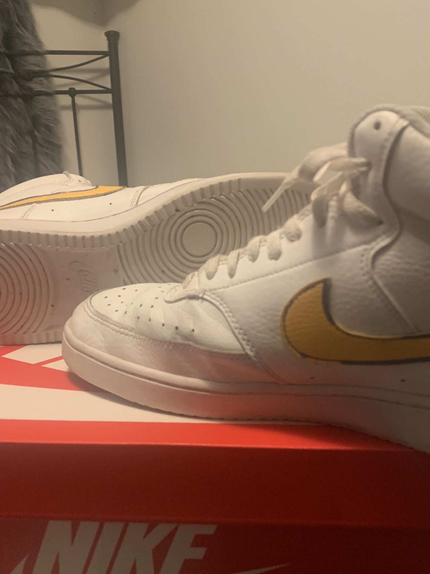 Nike Court Vision White University