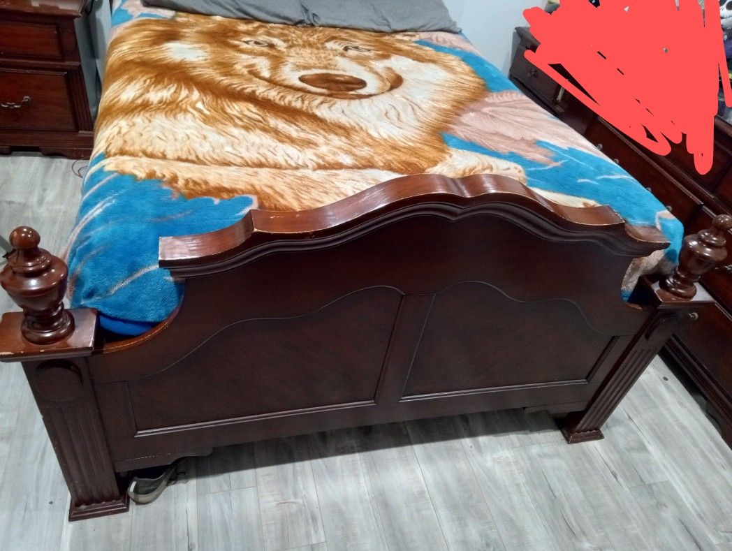 Antique Bed Set