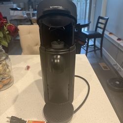 DeLonghi Nespresso Maker