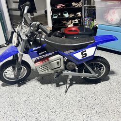 Kids razor motorbike