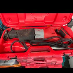 Milwaukee 15 Amp Super Sawzall
