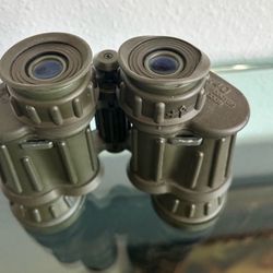 Tasco green binoculars 8×40