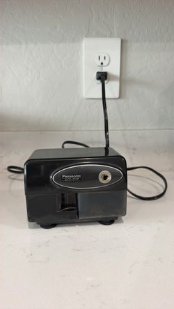 Electric pencil sharpener