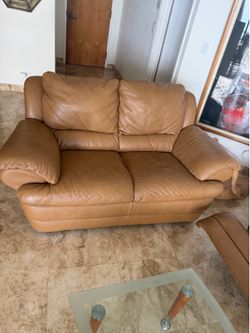 Genuine Leather Reclining Sofa & Loveseat – Excellent Condition