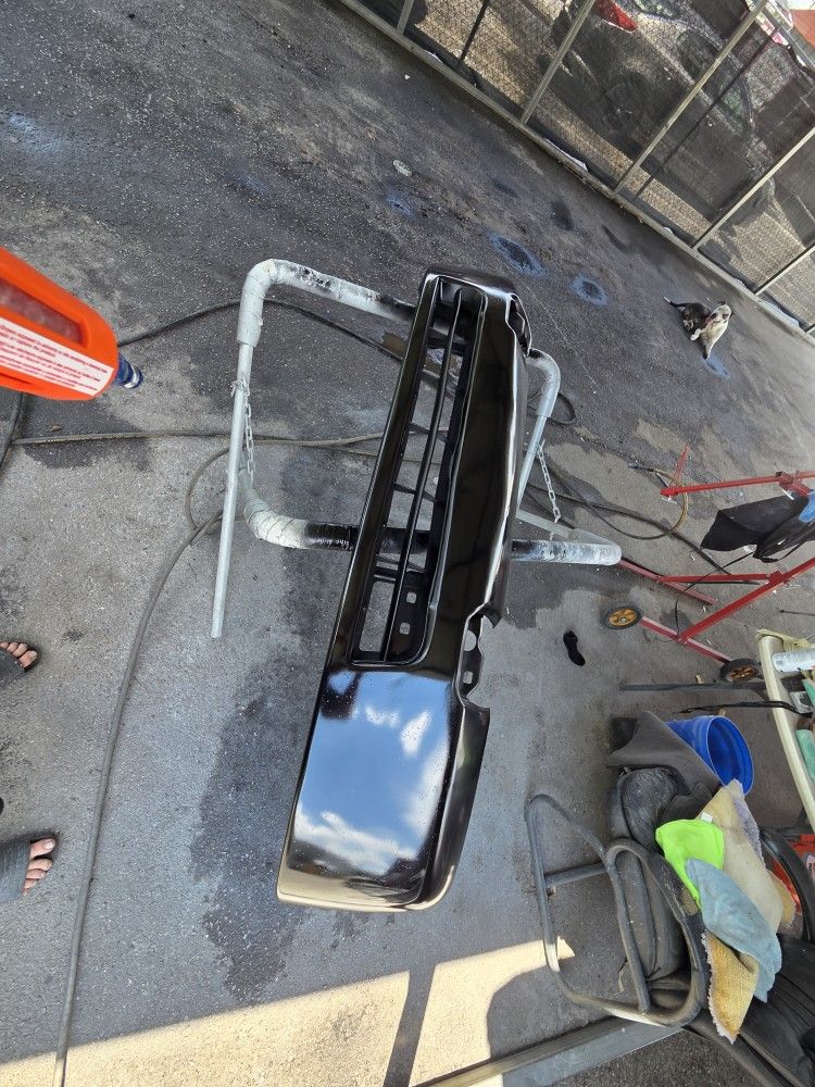 Nissan Ev 1500 And 2500 Front Bumper