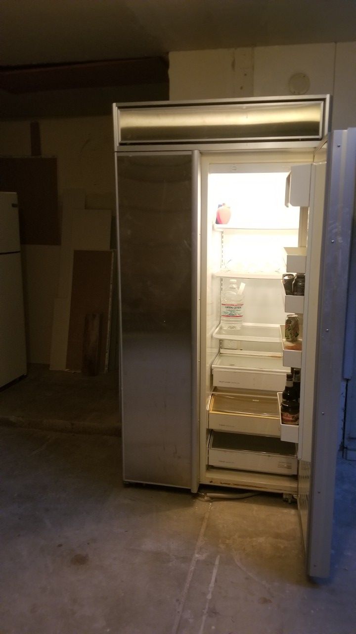 Kitchenaid Superba 42 Built in Refrigerator Freezer for Sale in Phoenix