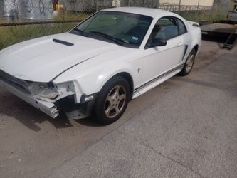 2002 Mustang parts it's a V6.