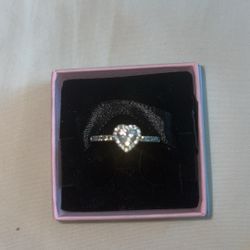 Pandora Elevated Heart Ring 