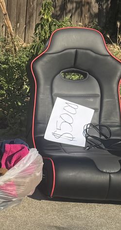Gaming Chair With Speakers