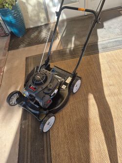 LAWN MOWER MURRAY GAS POWER