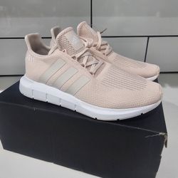 New Adidas  swift run 1.0