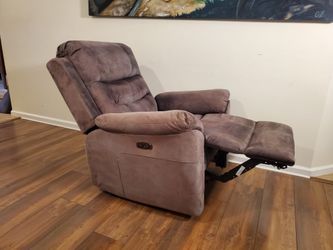 Recliner Chair