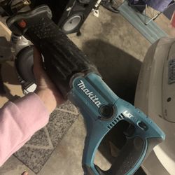 Makita Reciprocating Saw