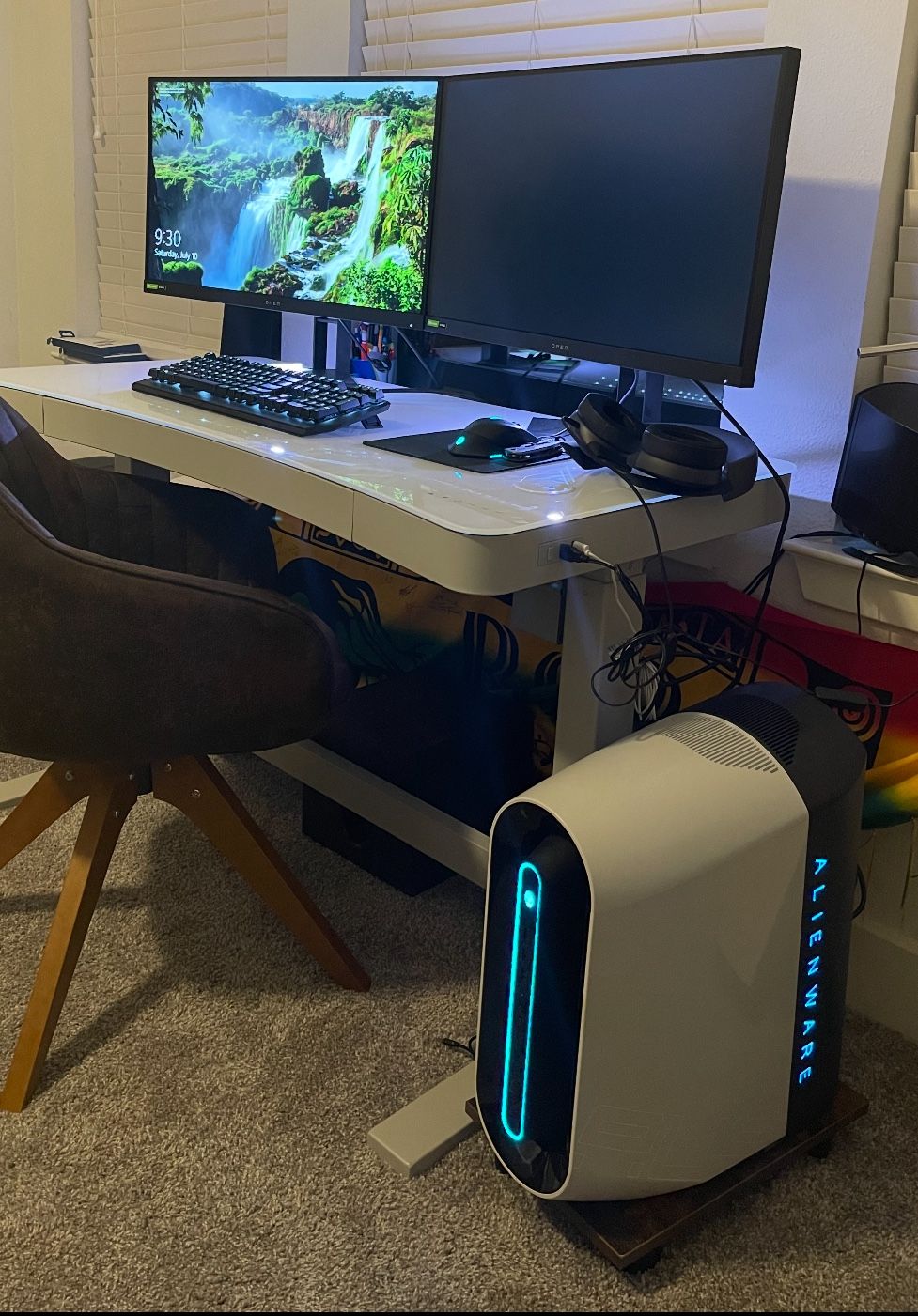 ALIENWARE DESKTOP COMPUTER