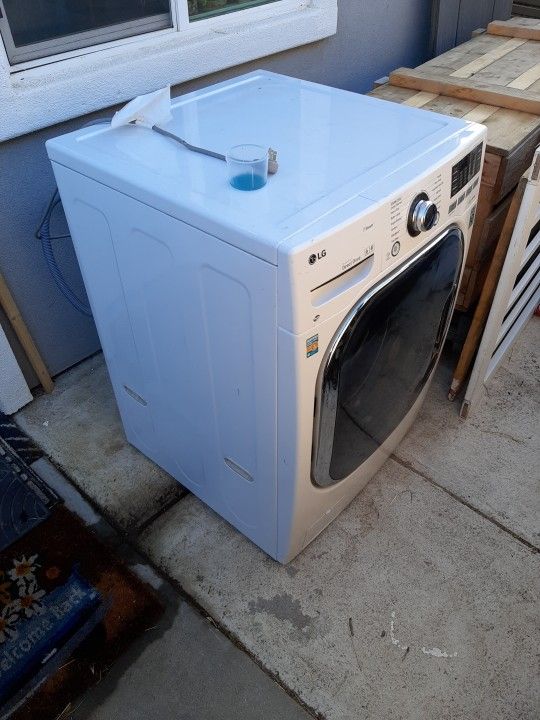 LG Washer Dryer 